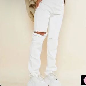 Prettylittlething white straight leg jeans